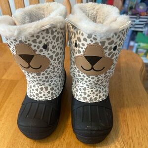 Cat & Jack Kids' Leopard Face Snow Boots